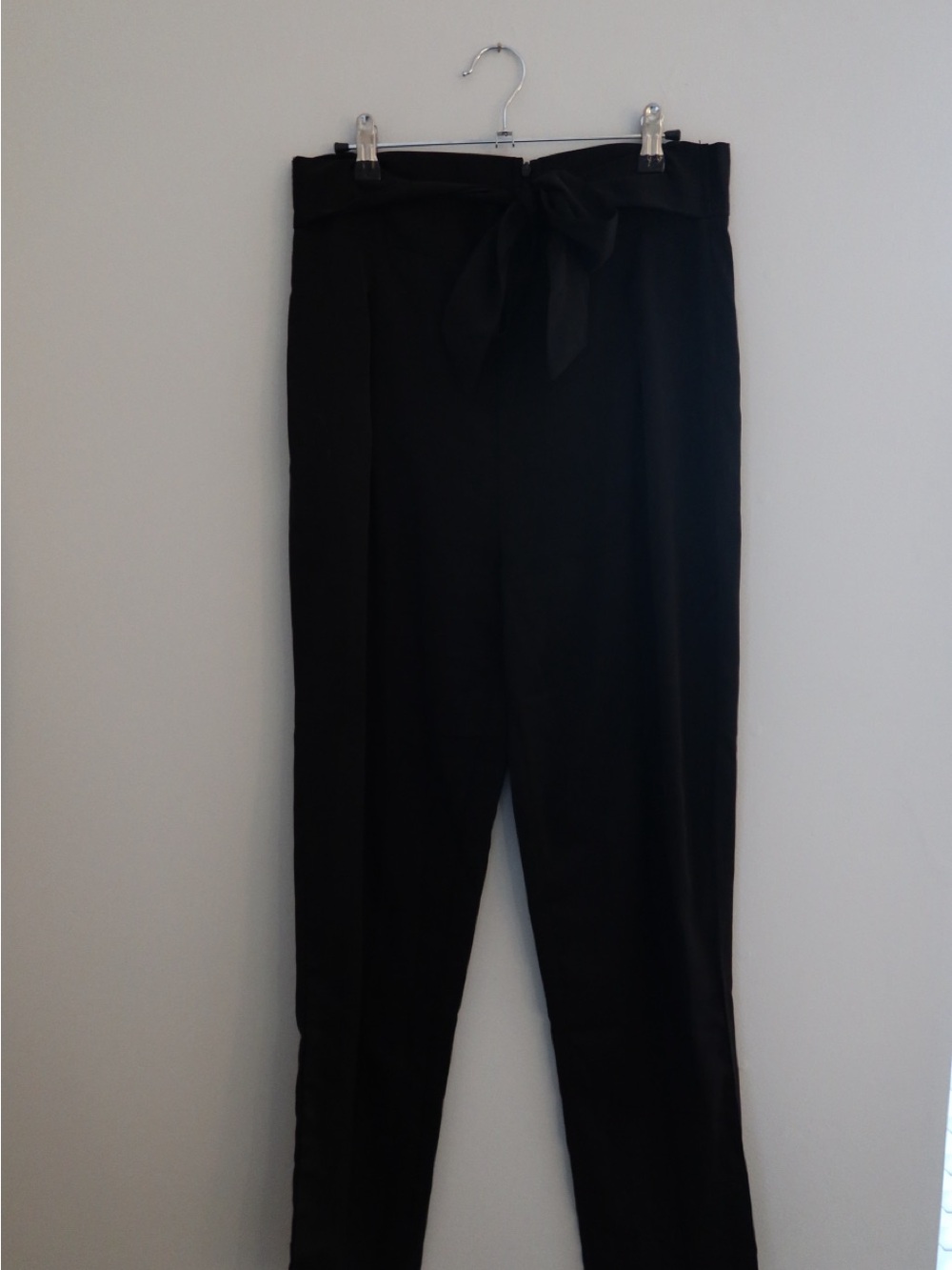 Black High-Waist Tie-Belt Pants